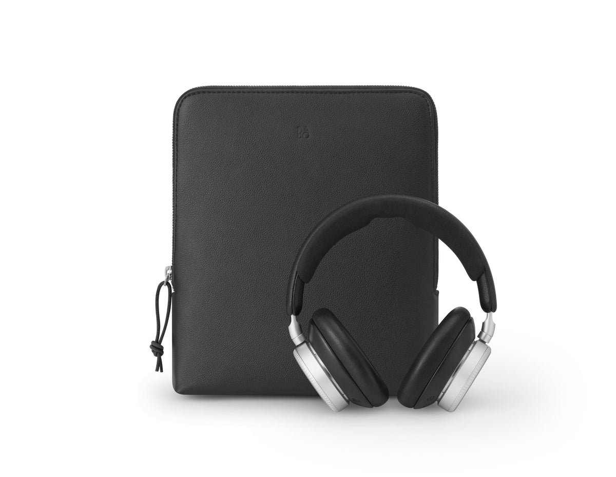 Beoplay H100 side profile highlighting slim design and comfortable fit