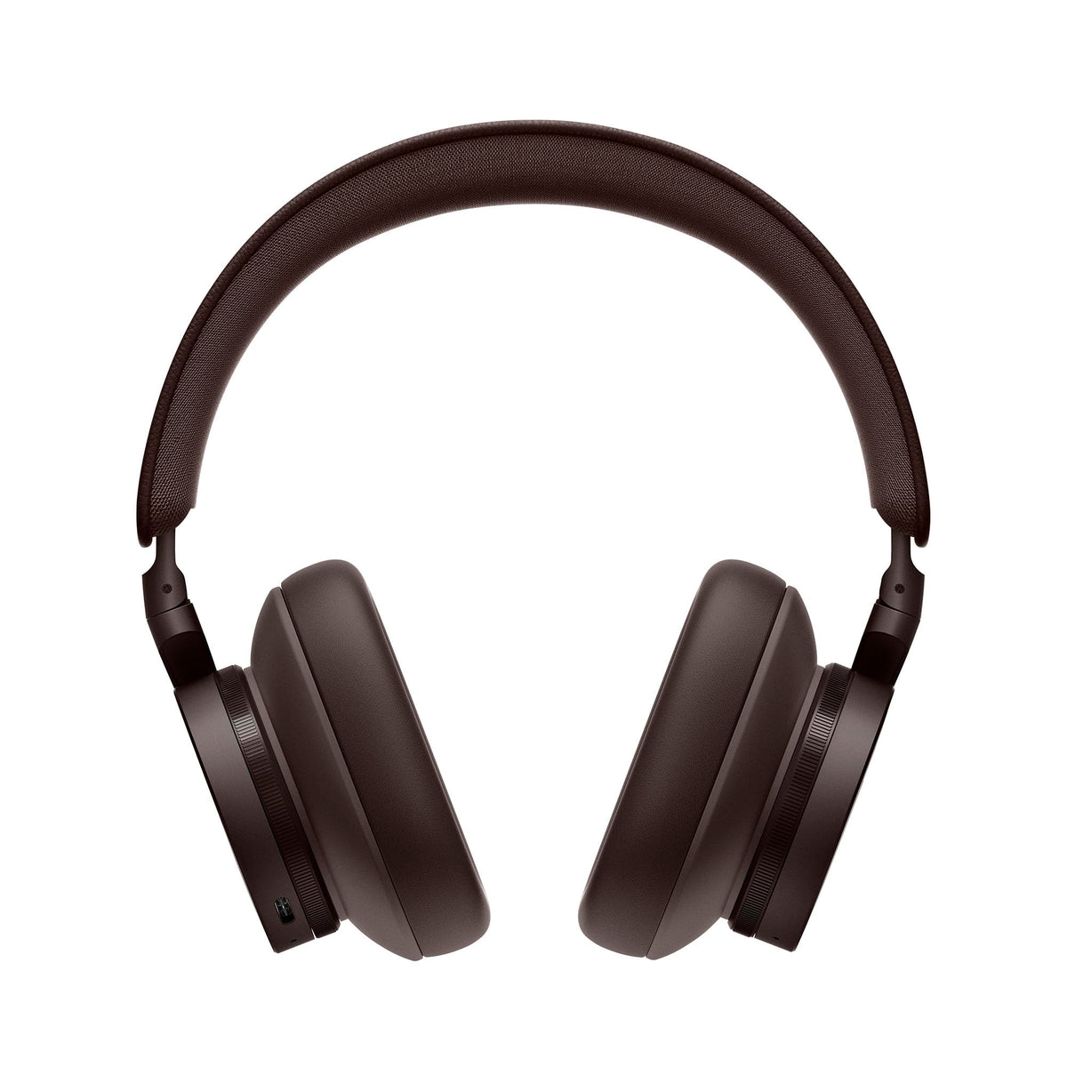 Beoplay H95 adaptive ANC demonstrates environment-aware noise control for focus.
