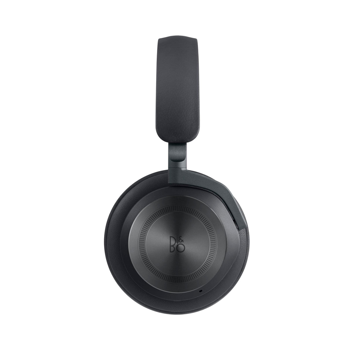 Beoplay HX case in elegant form-fitting design protects headphones when not in use.