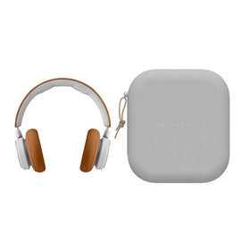 Wired 3.5mm and USB-C options on Beoplay HX for versatile use