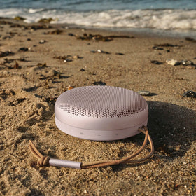 Bang & Olufsen Beosound A1 2nd Gen pink built-in microphone clarity