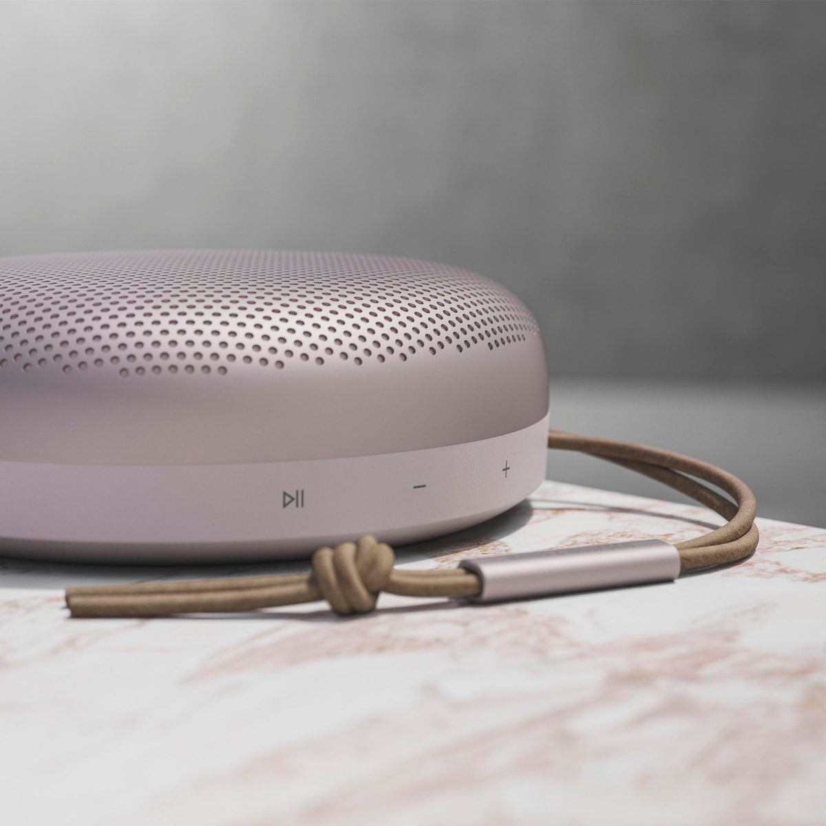 Bang & Olufsen Beosound A1 2nd Gen pink lifestyle use case