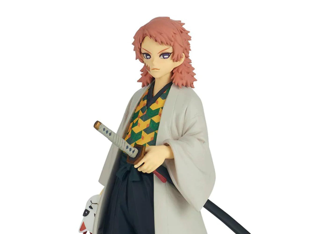 Banpresto Sabito figure front view for eye-catching shelf display.