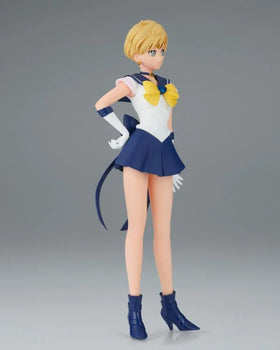 Banpresto Super Sailor Uranus in display diorama shows collector-ready presentation and impact