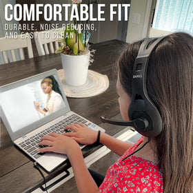 Barks 3.5mm plug compatibility with Chromebooks and laptops.