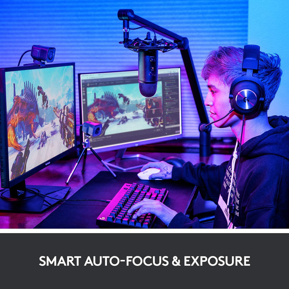 Barobke Logitech StreamCam connected to a PC for natural video during calls.