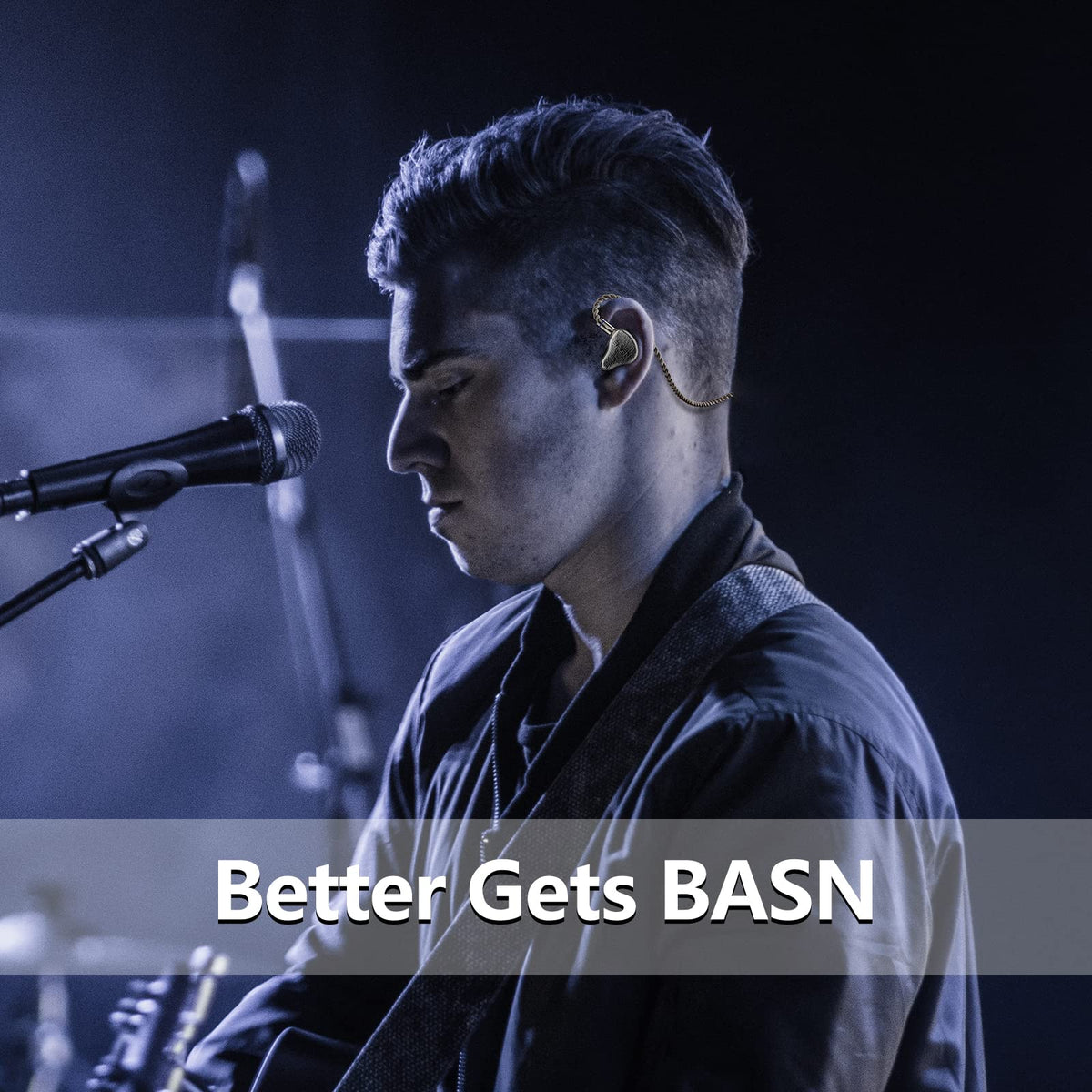 Aluminum case protecting BASN Bmaster5 and accessories on the go.