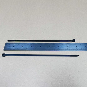 BBDOU zip ties 8-inch outdoor use demonstrates UV-resistant performance for weatherproof mounting.