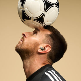 Beats Fit Pro Sage Gray earbuds with ANC for immersive, noise-free listening.