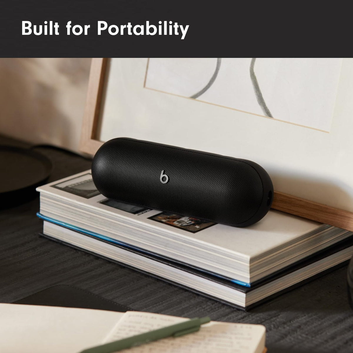 Beats Pill removable-lanyard: easy carry and quick access