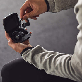 Beats Powerbeats Pro renewed packaging confirms tested performance and value.