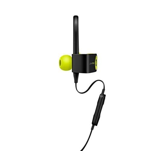 beats Powerbeats3 with Micro USB cable and battery indicator showing fast-charge convenience