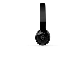 Beats Solo3 gloss black ear cup close-up highlights premium acoustics