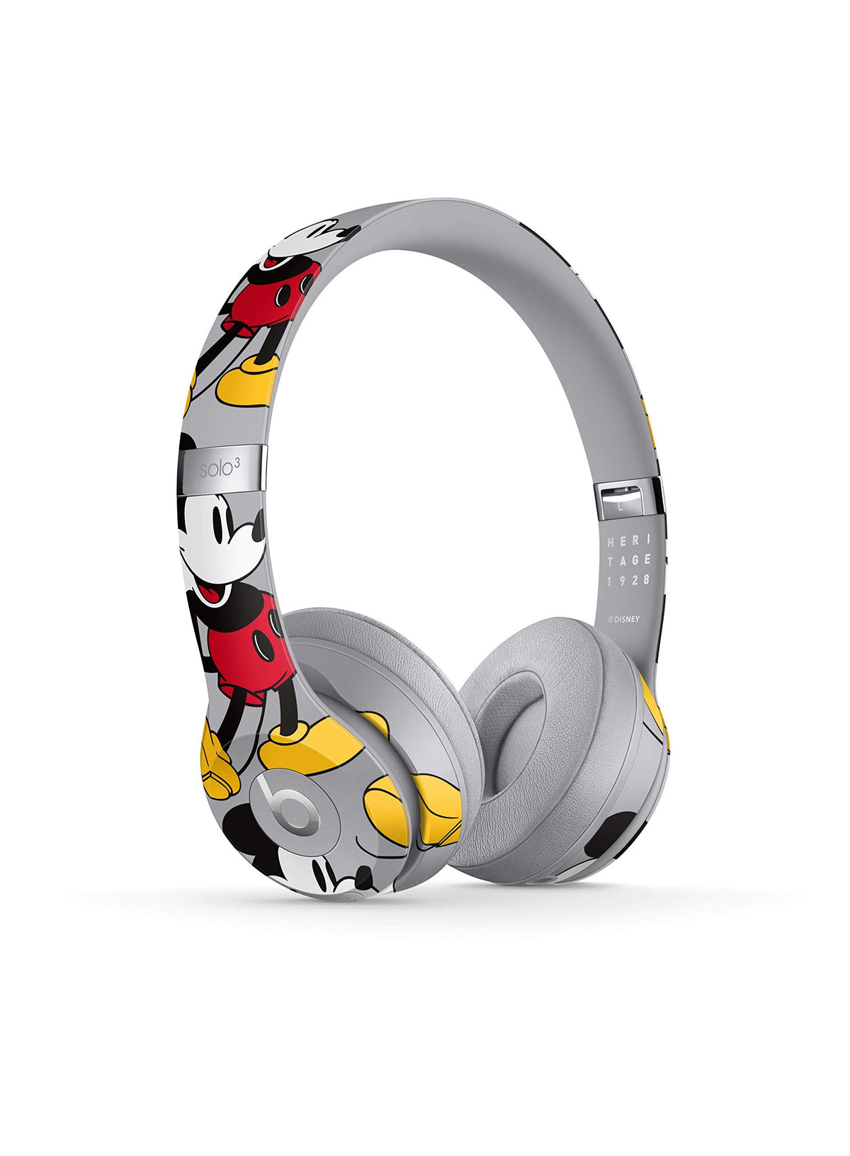 Unboxing Beats Solo3 Mickey 90 Edition with felt case and accessories.