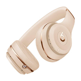 Beats Solo3 Satin Gold packaging and Renewed label indicating renewed quality