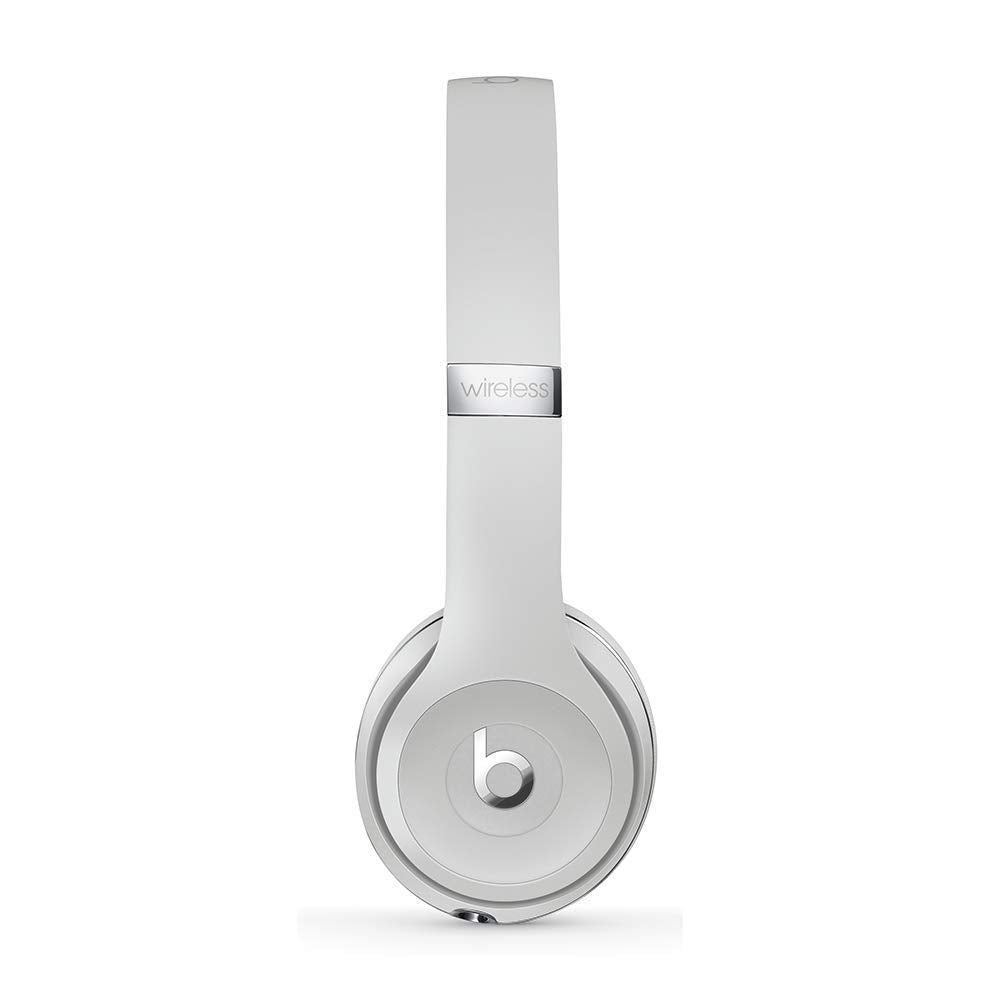 Beats Solo3 satin silver durable construction for everyday wear.