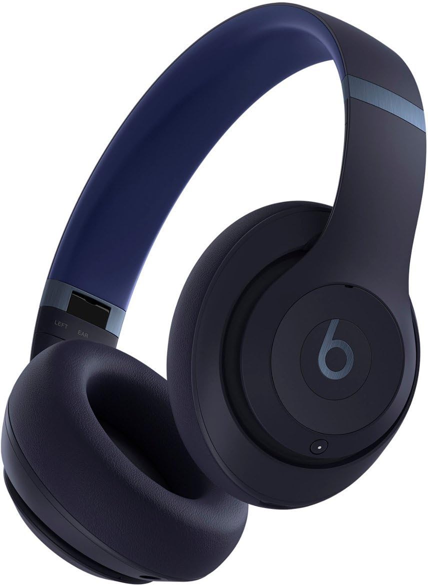 Beats Studio Pro navy front view for immersive listening