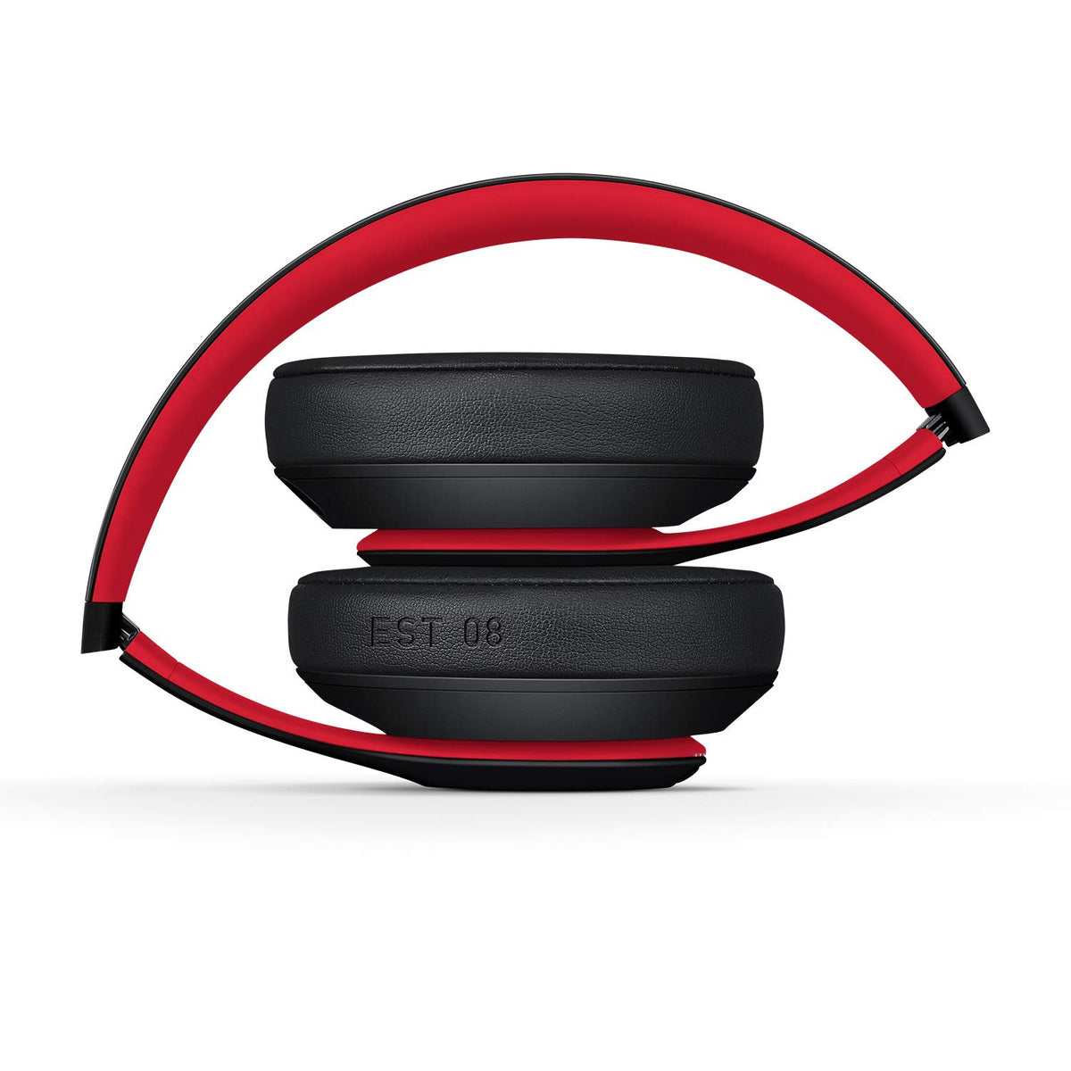 Beats Studio3 Decade left earcup with plush cushions for extended listening.