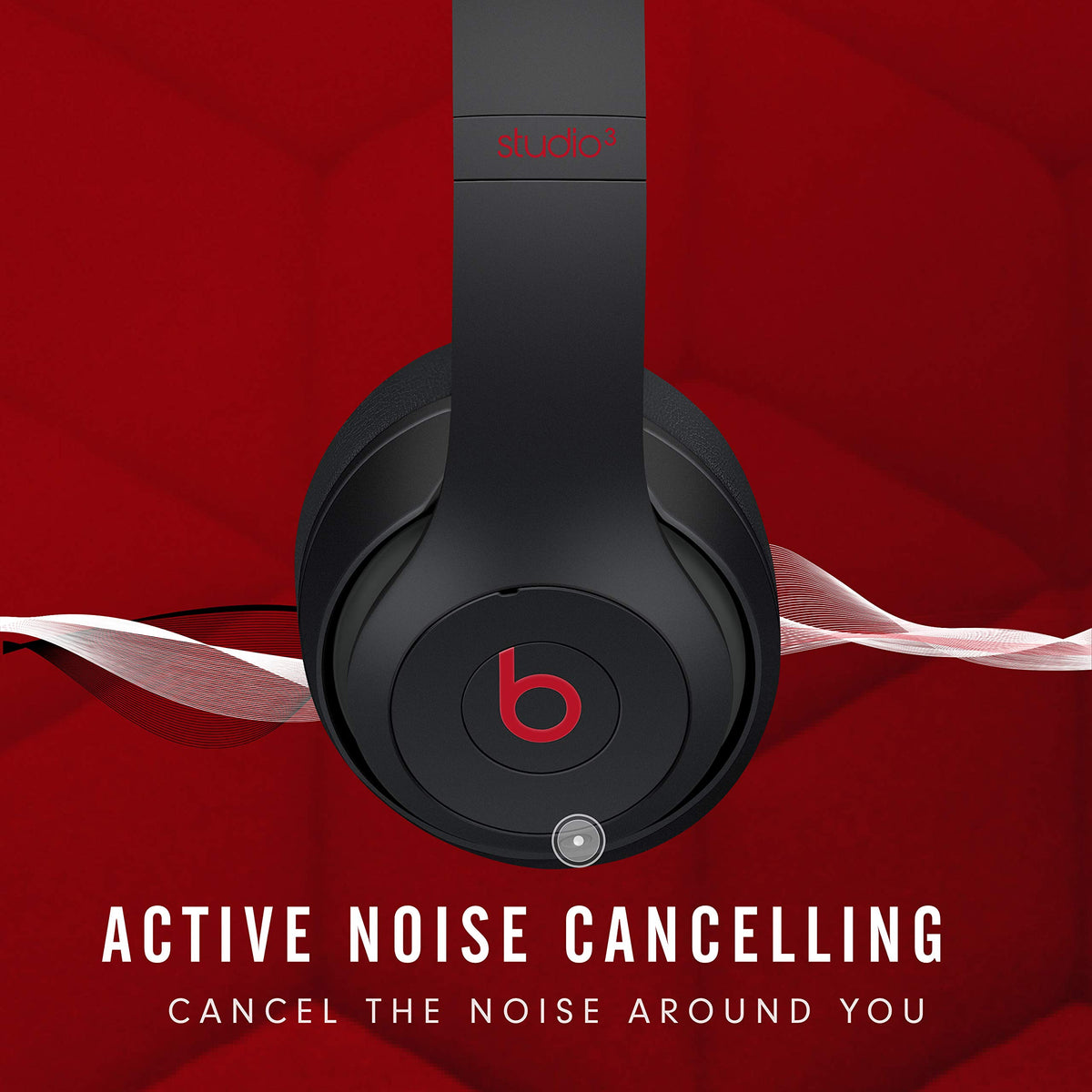 Beats Studio3 Decade right earcup with controls for easy playback on the go.