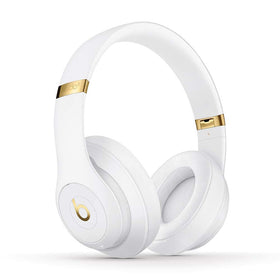 Beats Studio3 front view in white showing sleek design and comfort benefit