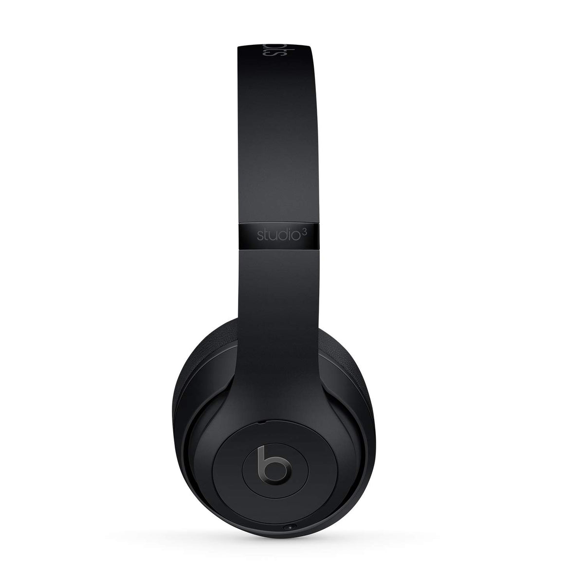 Beats Studio3 Matte Black connectivity image highlights easy pairing with iOS and Android