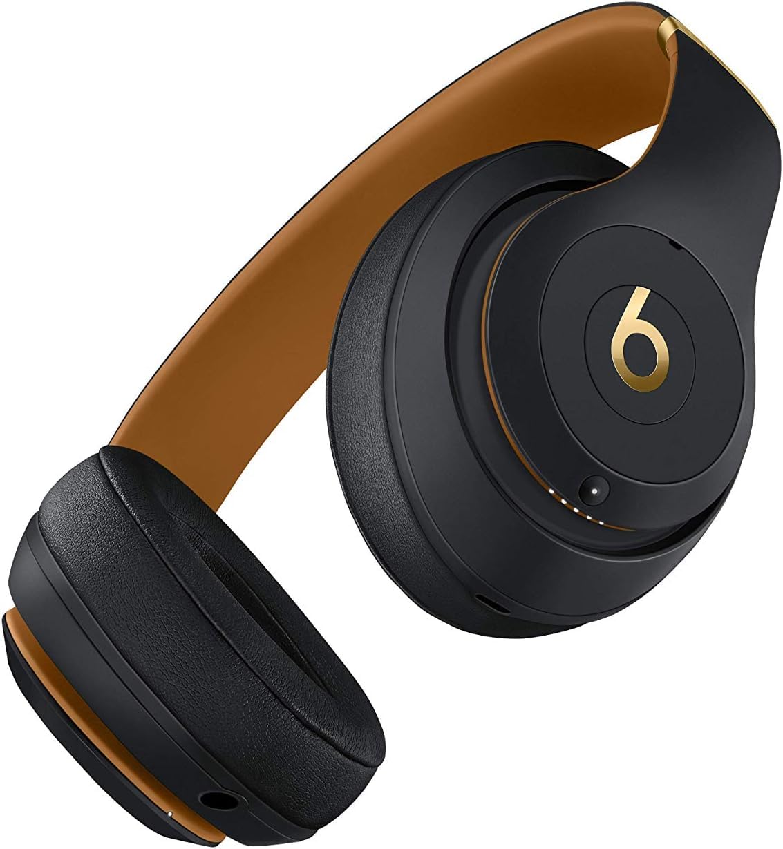 Beats Studio3 Midnight Black compact case view for secure portable storage