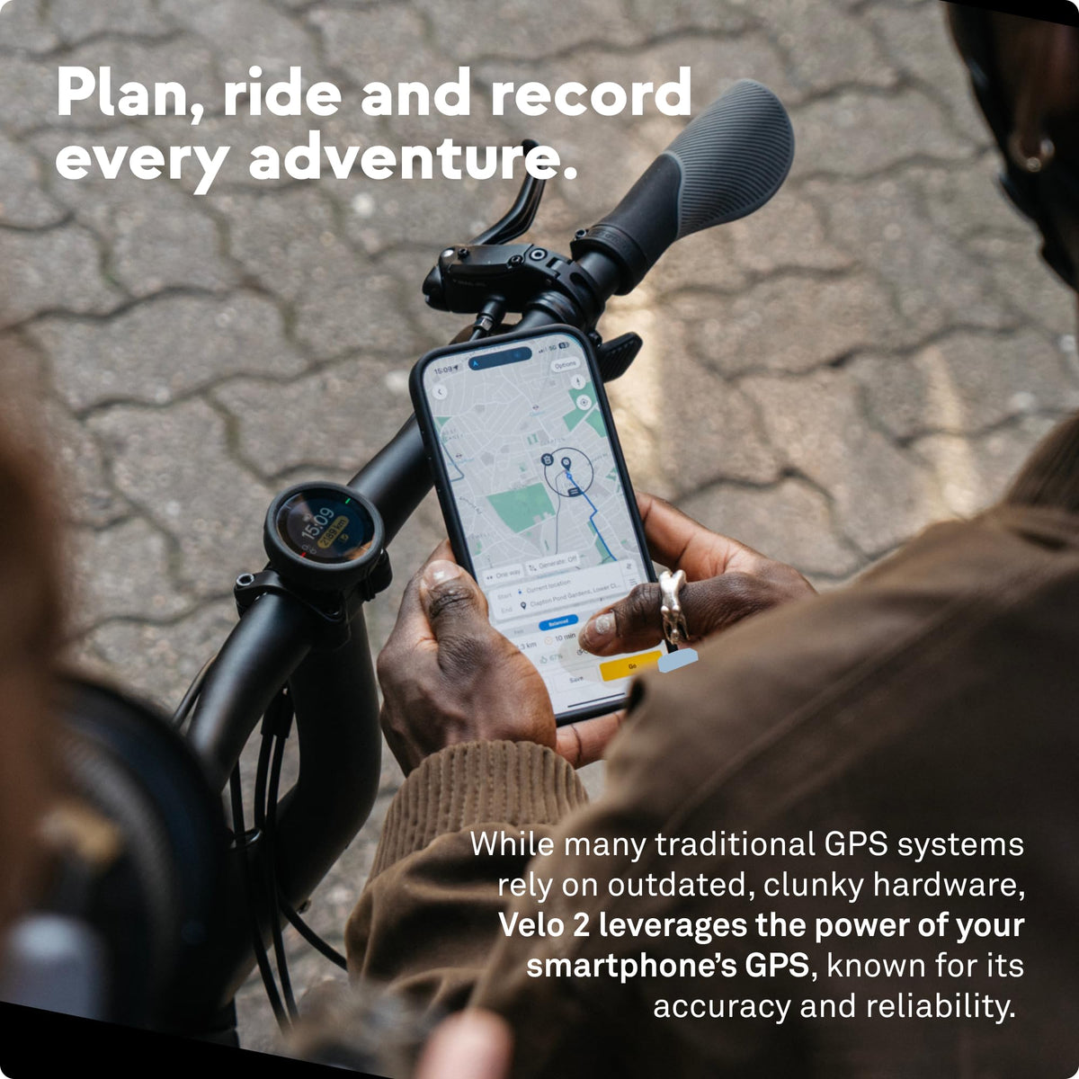 Beeline Velo 2 wireless data sync keeps routes up to date.