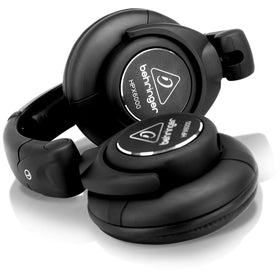 Behringer HPX6000 headband adjustment highlighted for secure, customizable fit
