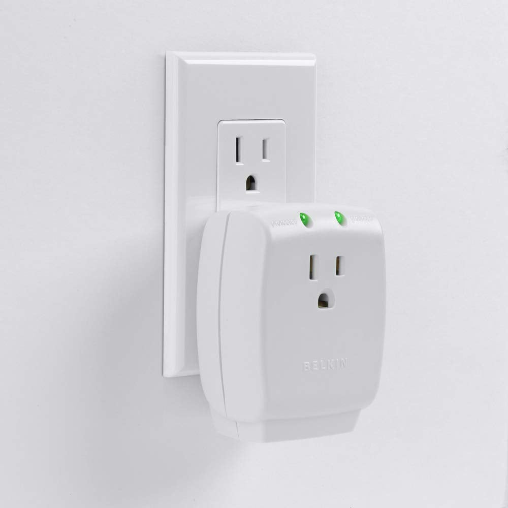Belkin SurgeCube portable design fits in travel bag