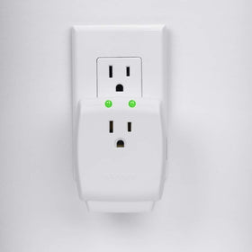 Belkin SurgeCube travel-friendly, direct plug-in outlet