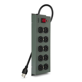 Belkin close-up of widely spaced outlets fits large plugs and charger bricks benefit