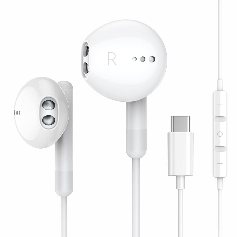 BENEWY USB-C headphones show iPhone compatibility for easy listening on the go