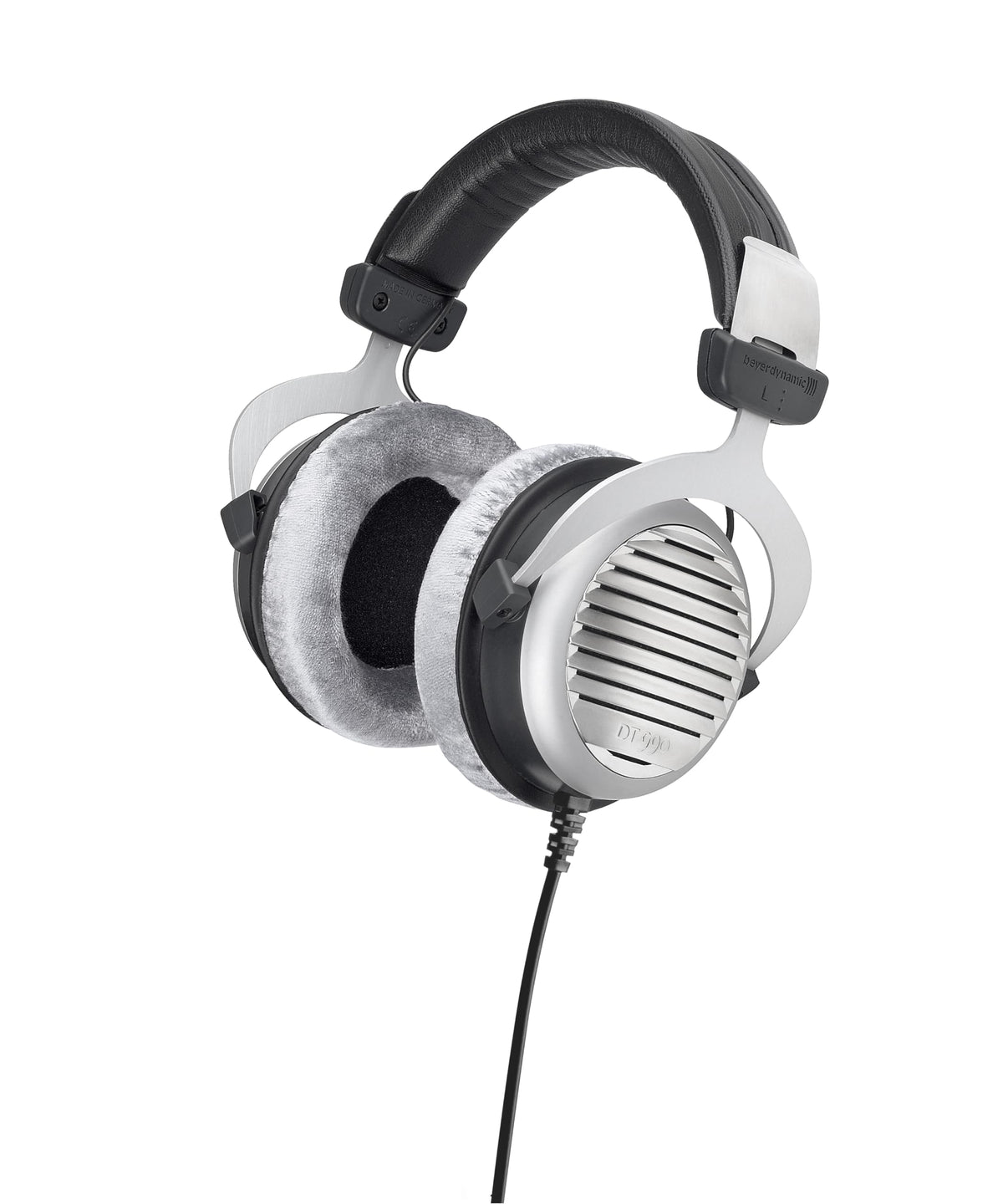 Beyerdynamic DT 990 Edition 600 Ohm open-design earcups for airy, detailed listening