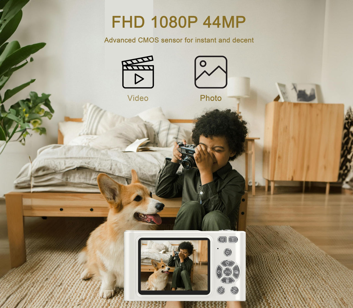 BK Digital pocket camera with 16x zoom enables quick close-ups during family outings