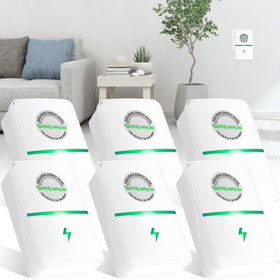 Bloockwiz front view of Stopwatt SmartPlug showing plug and outlet protection benefit