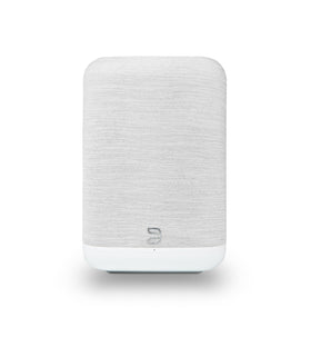 Bluesound Pulse Flex front view, compact hi-fi speaker with room-filling sound.