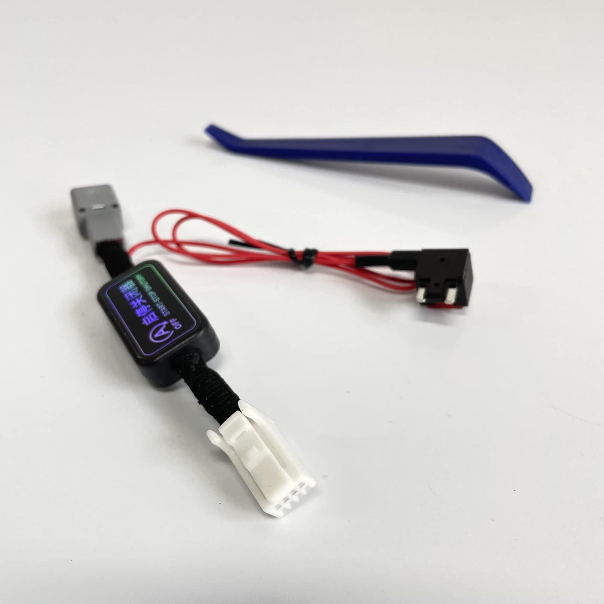 Bodenla fuse-port connection detail highlights simple wiring