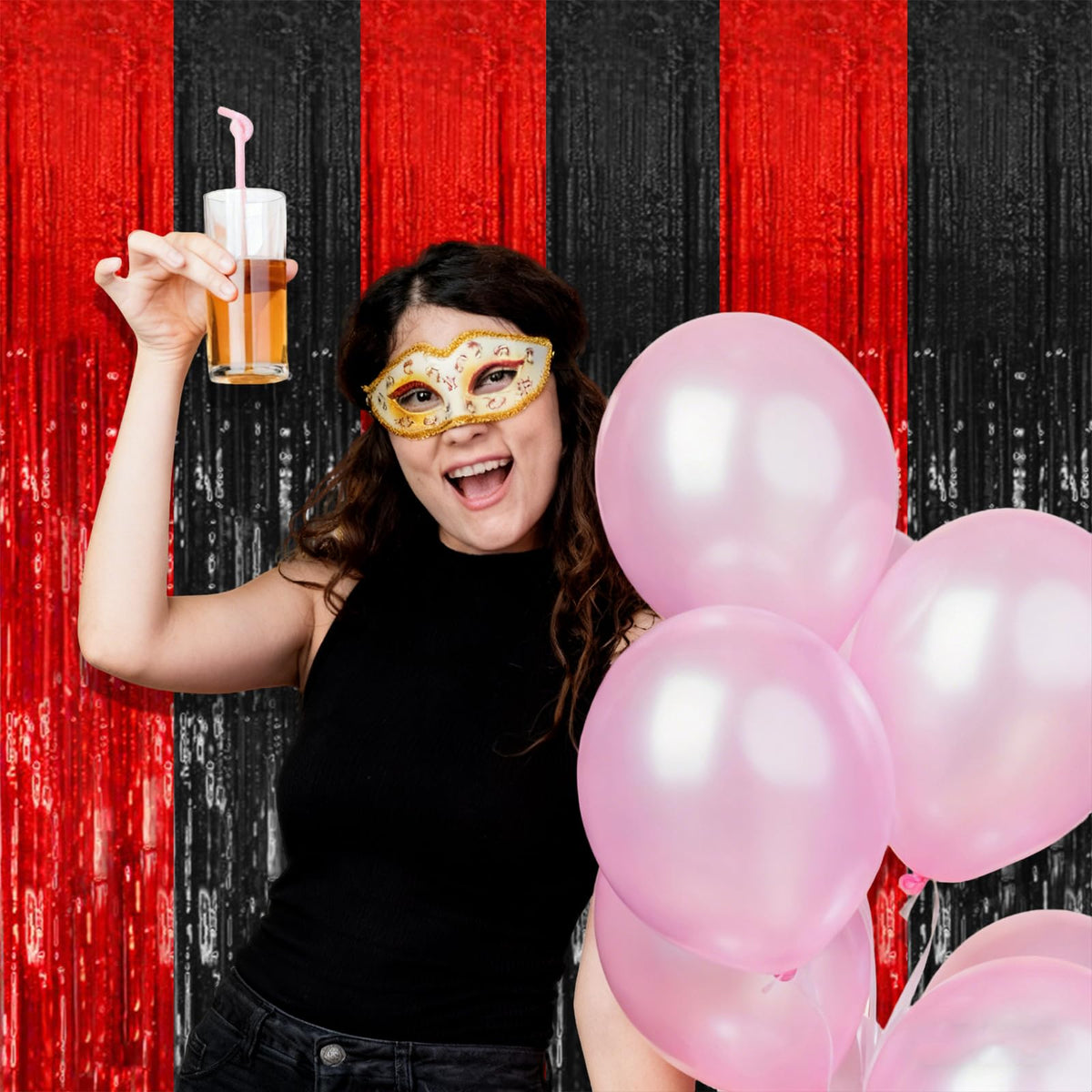BOMSI glitter backdrop for birthdays and weddings with chic shimmer