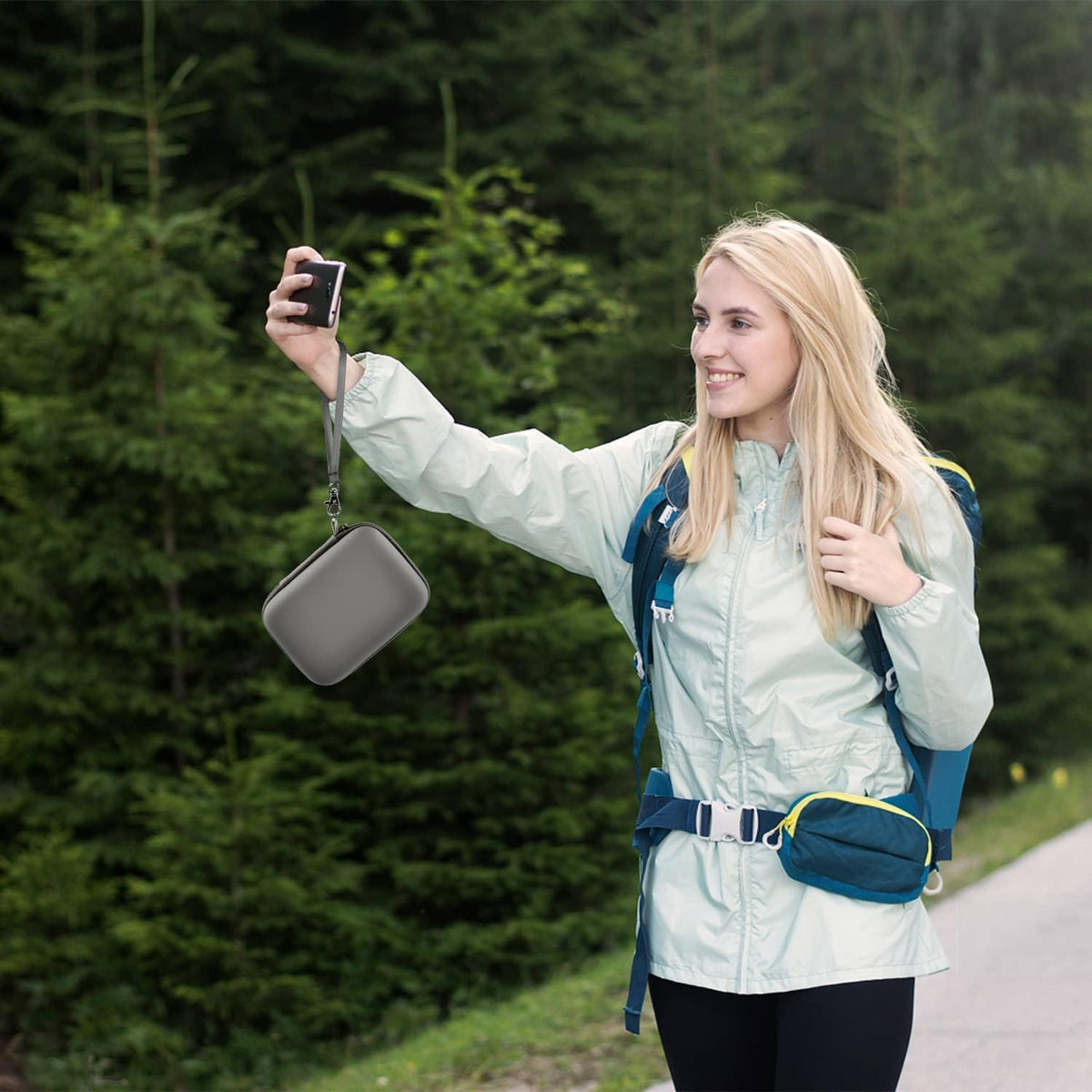 Boobowl Grey box shows portable printer organization on the road