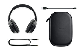 Bose QuietComfort 35 II Renewed black control panel for quick, easy use.