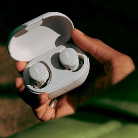 Bose QuietComfort Earbuds app enables EQ and device control