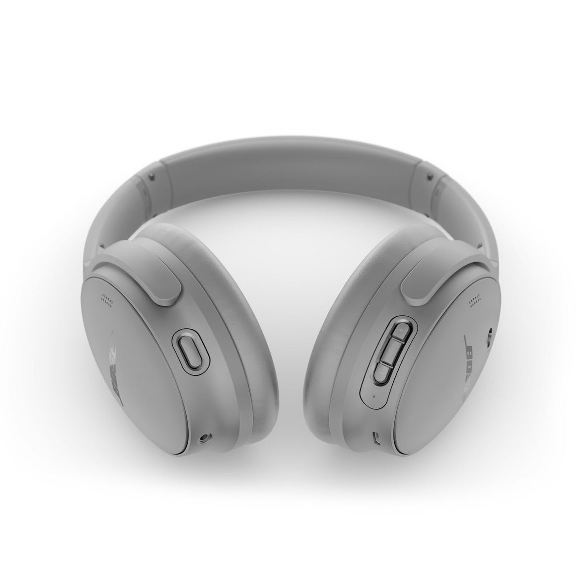 Bose QuietComfort headphones highlighting seamless device switching with multi‑point Bluetooth.