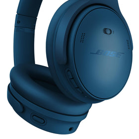 Bose QuietComfort Twilight Blue showing USB-C charging for quick power boosts.
