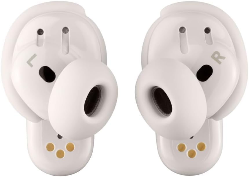 Earbuds with charging case and quick 20-minute recharge boosting listening time.