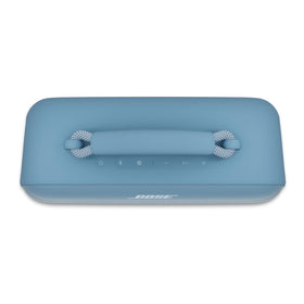 Bose SoundLink Max USB-C charging powers devices on the go