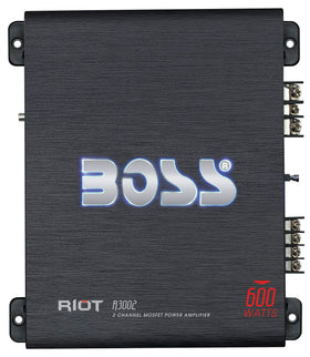BOSS Audio Riot R3002 front panel for quick bass control and setup