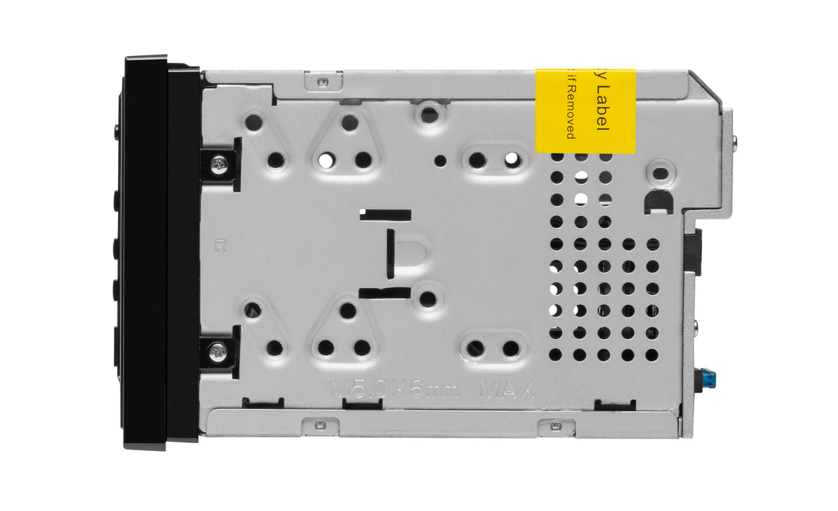 7-inch touchscreen provides intuitive media control and app access.