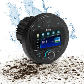 BOSS MGV500B front panel display for easy navigation and tuning on the water