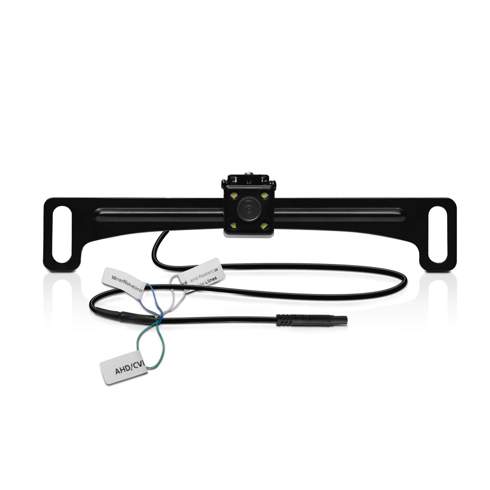 BOSS LPCB40 rearview camera with 170° wide angle for enhanced rear visibility.