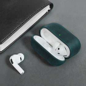 Bouixel removal tool and lanyard included for convenient case changes